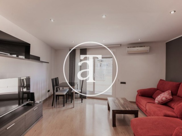 Penthouse à louer temporairement, 3 chambres avec grande terrasse extérieure à Cornellà de Llobregat