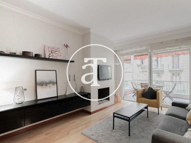 Appartement à louer temporairement avec 2 chambres et 2 salles de bains, terrasse et balcon dans le quartier de l