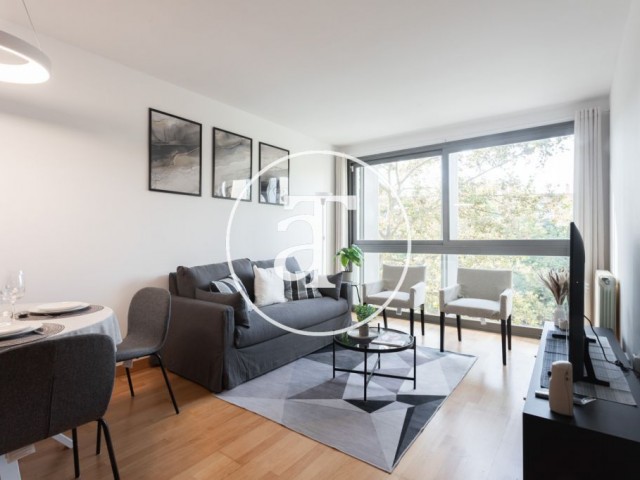 Monthly rental apartment with 2 bedrooms and 2 bathrooms in Sant Martí