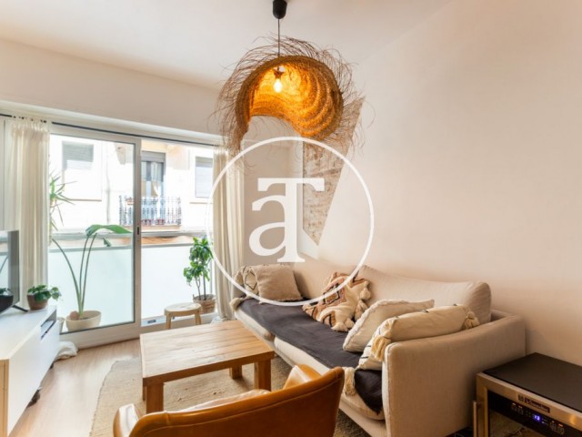 Piso de alquiler temporal de 2 habitaciones con vestidor y 1 baño en Poblenou