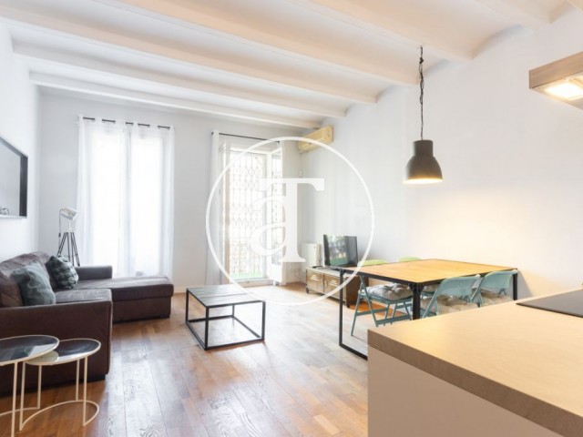 Piso de alquiler temporal de 1 habitación y 1 baño con balcón en Eixample