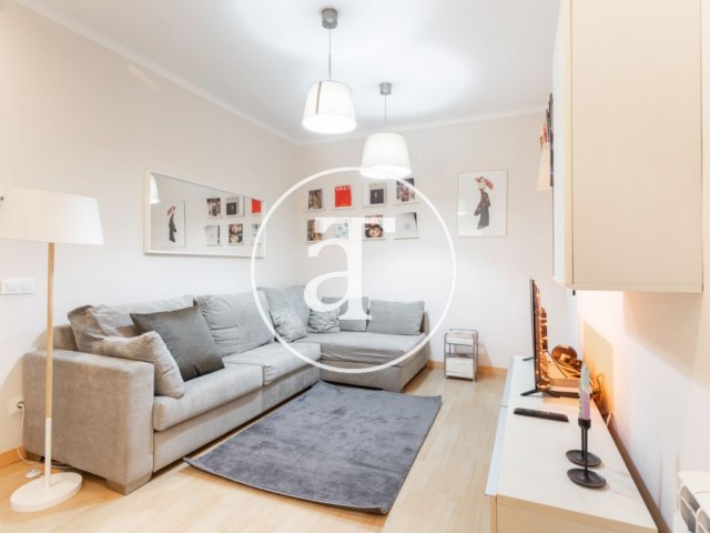 Appartement de location mensuelle avec 2 chambres et 1 salle de bain, rue Aragó dans l’Eixample