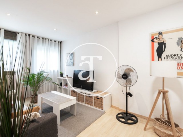 Appartement de location mensuelle avec 1 chambre et 1 salle de bain à Sants-Montjuïc