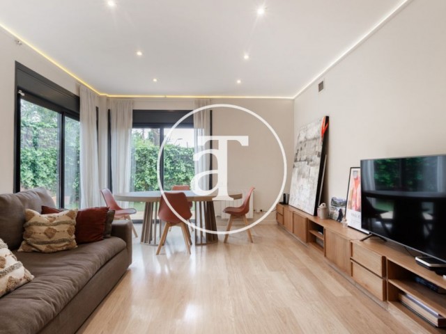 Appartement de location temporaire de 3 chambres, 2 salles de bain et terrasse à Horta-Guinardó