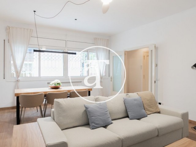 Appartement de location mensuelle de 3 chambres et 2 salles de bain à Sants-Montjuïc