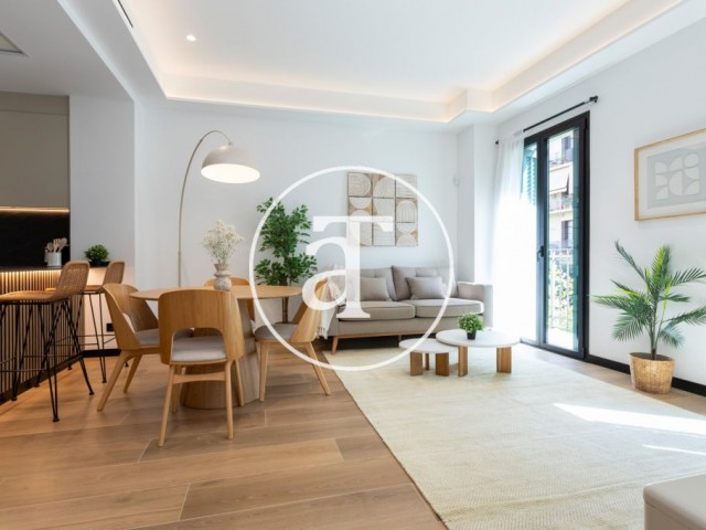 Appartement de location mensuelle avec 3 chambres et 2 salles de bain à L