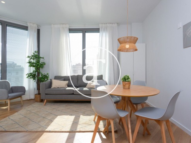 Piso de alquiler temporal de 2 habitaciones y piscina compartida a un paso de Av. Diagonal