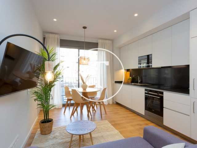 Appartement en location temporaire avec 2 chambres et piscine partagée, à deux pas de avenue Diagonal.