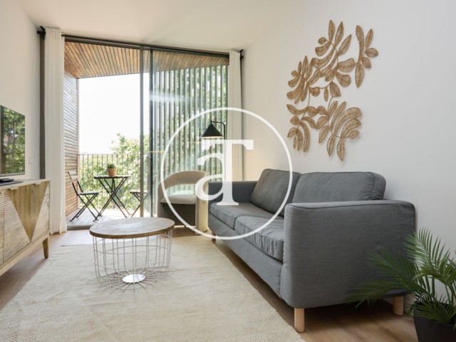 Monthly rental apartment with 1 bedroom and 1 bathroom with balcony and stunning views of the Sagrada Familia.