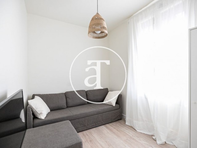 Appartement de 1 chambre à louer temporairement très proche de la mer