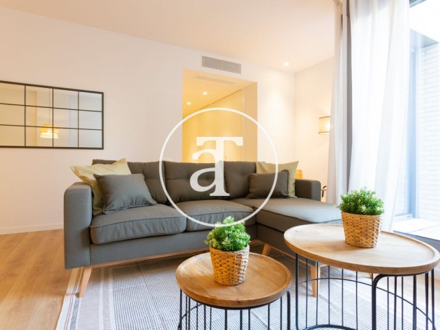 Piso de alquiler temporal de 2 habitaciones y piscina compartida a un paso de Av. Diagonal