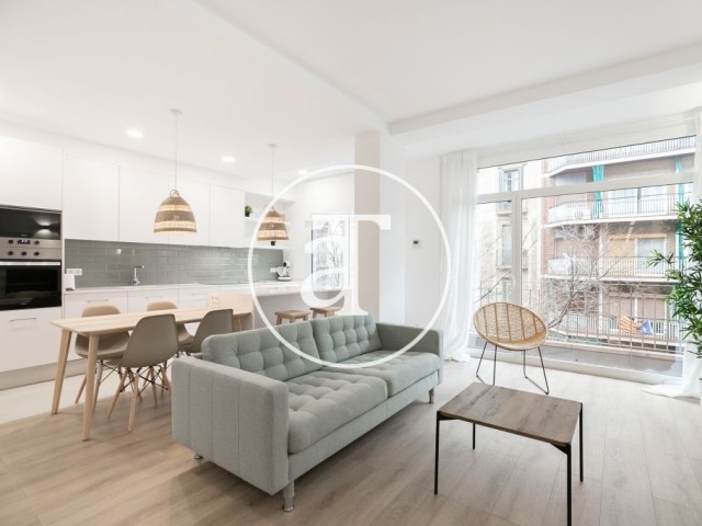 Apartamento de alquiler temporal de 3 habitaciones dobles en Eixample