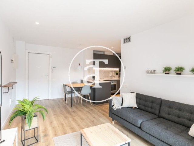 Piso de alquiler temporal con 2 habitaciones dobles en Barcelona