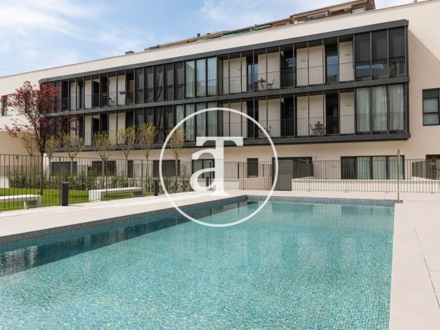 Piso de alquiler temporal con 2 habitaciones dobles y piscina comunitaria