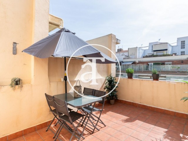 Monthly rental flat with 2 bedrooms and terrace in the neighborhood of Sagrada Familia