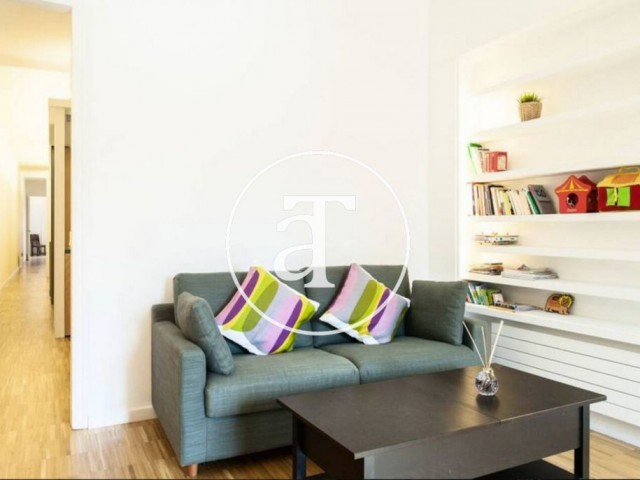 Furnished and equipped flat in Eixample Dreta