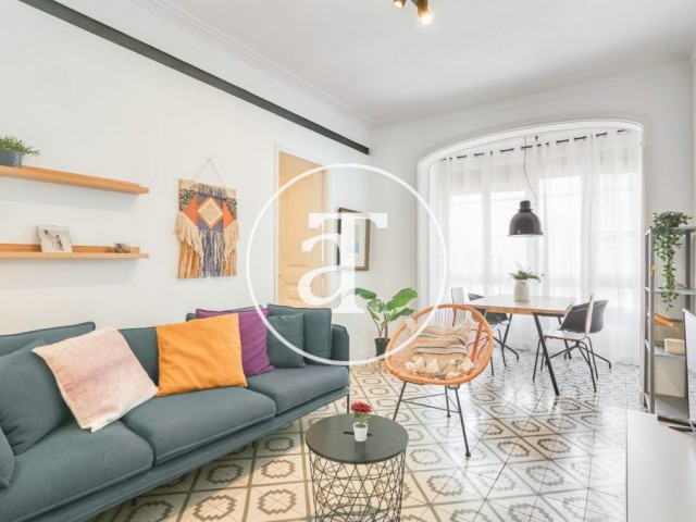 Monthly rental apartment near metro Fontana in Barcelona