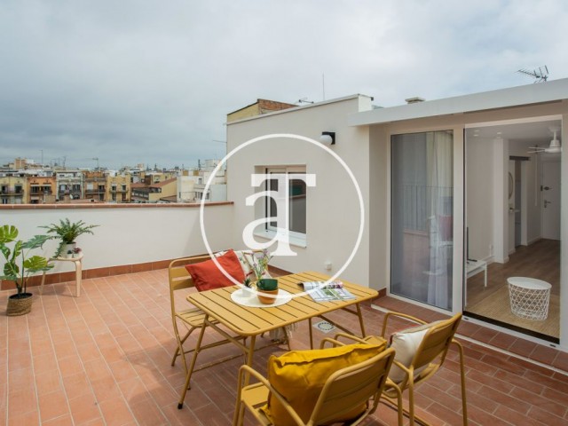 Monthly rental penthouse with1-bedroom penthouse a few minutes from Montjuic