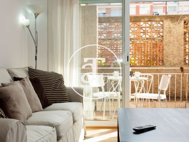 Monthly rental apartment with 4 bedrooms in Carrer de Villaroel