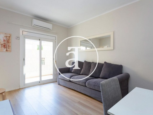 Monthly rental apartment with two bedrooms and terrace in Poblenou, Barcelona