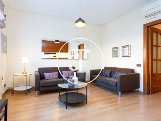 Monthly rental apartment with 3 bedrooms in Eixample, Barcelona