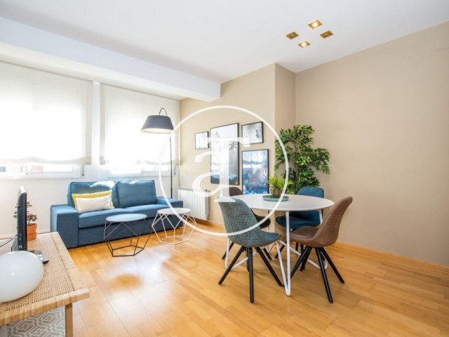 Monthly rental apartment with two double bedrooms near Sants Station, Barcelona