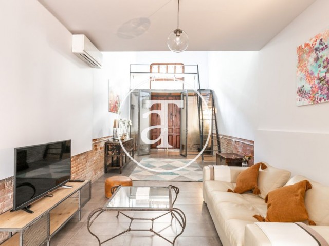 Newly renovated house in the center of Gracia
