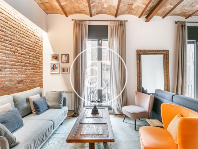 Monthly rental apartment with 2 double bedrooms in Gracia