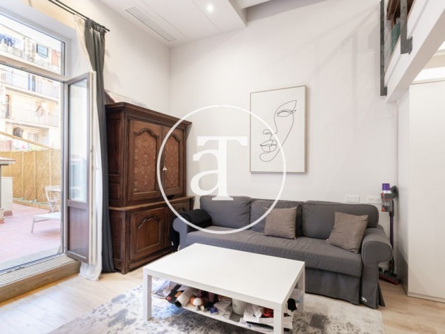Monthly rental apartment with private terrace in central area of Barcelona
