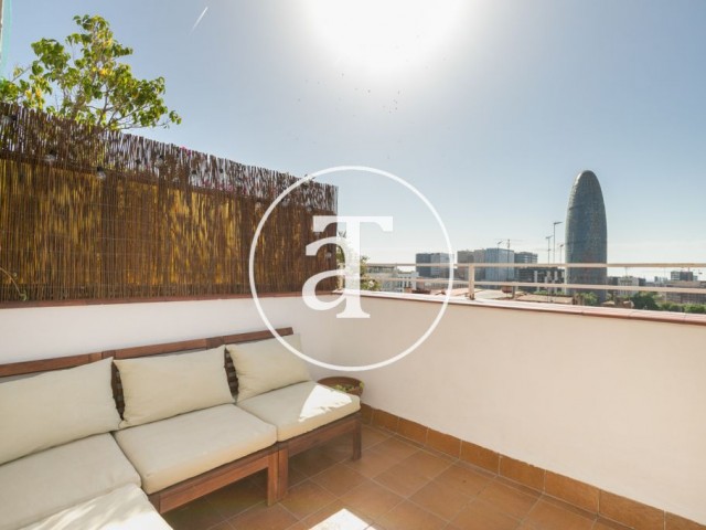 Monthly rental with 2 bedrooms and terrace overlooking the Agbar Tower