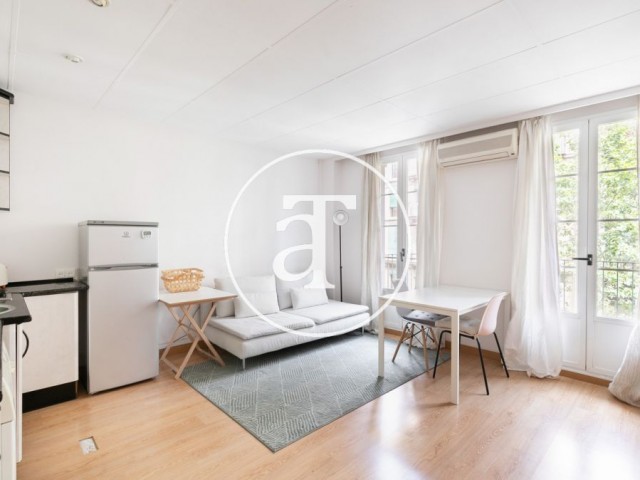 Monthly rental apartment with 1 bedroom in Eixample Esquerra