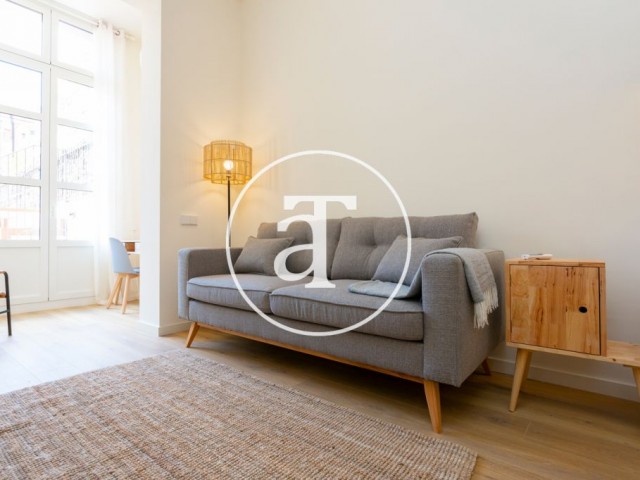 Monthly rental apartment with 1 bedroom and terrace in Eixample Dreta