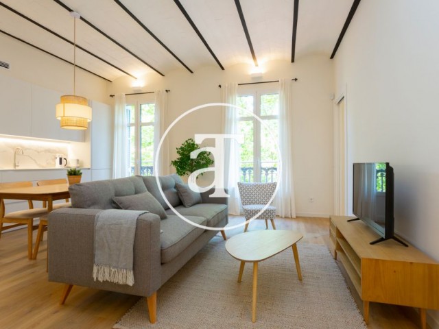 Monthly rental apartment with 2 bedrooms in Eixample Dreta