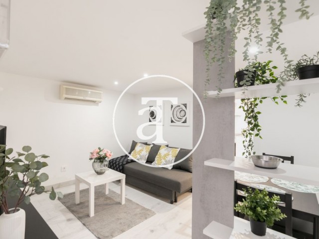 Monthly rental duplex with 2 bedroom in Eixample Esquerra