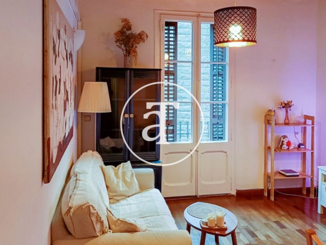 Monthly rental flat with 2 bedrooms in Gracia