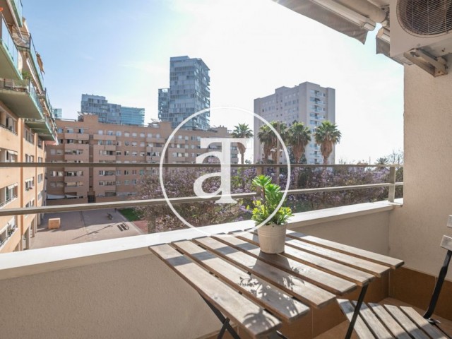 Monthly rental apartment with 2 bedroom and sea view in Poblenou