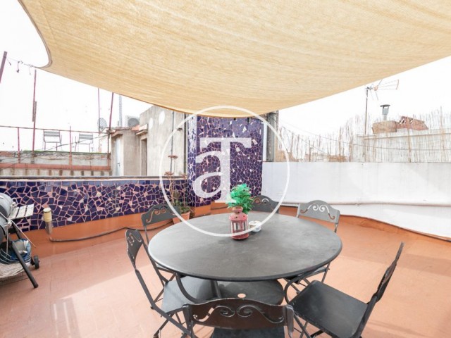 Monthly rental apartment with 1 bedroom with amazing terrace in the center of Barcelona